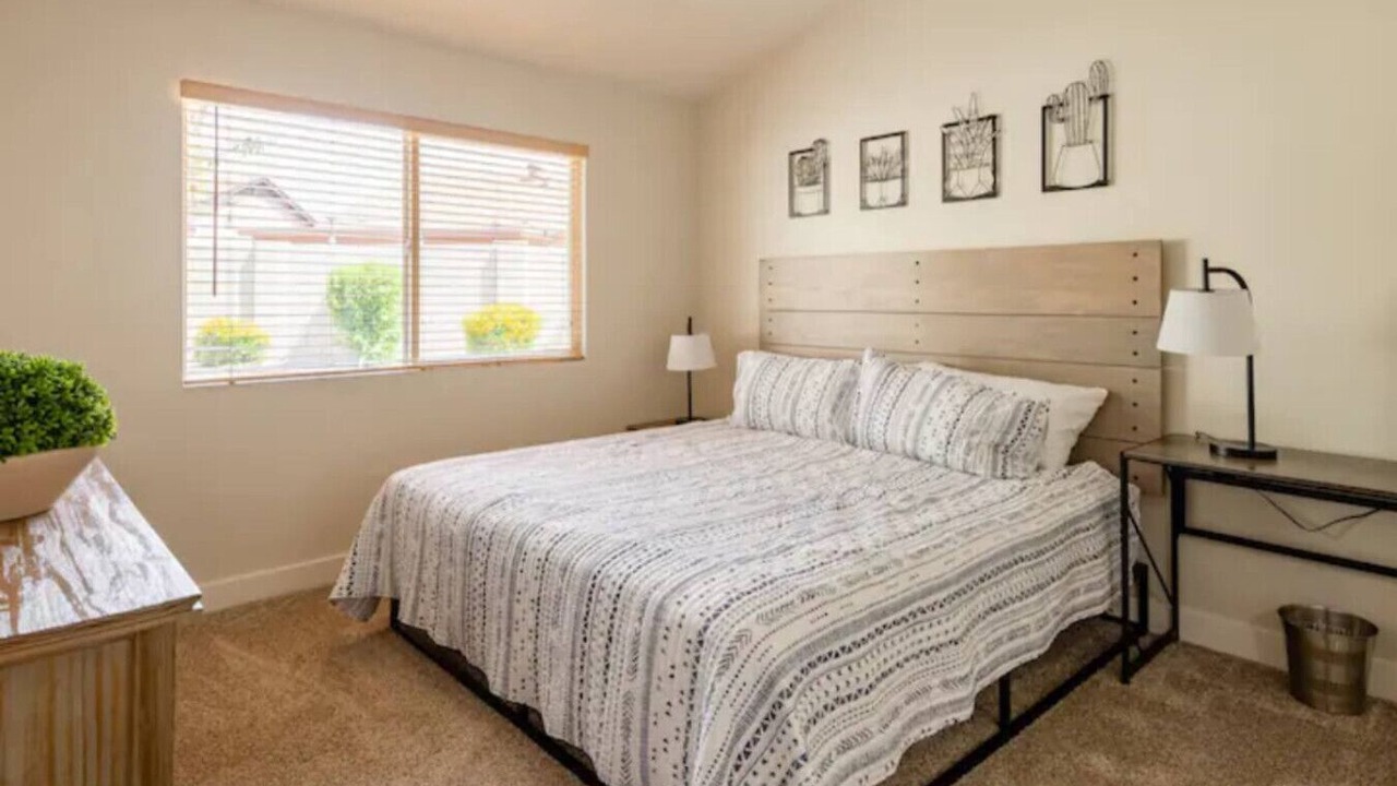 Photo of Bedroom in Paradise Valley Village