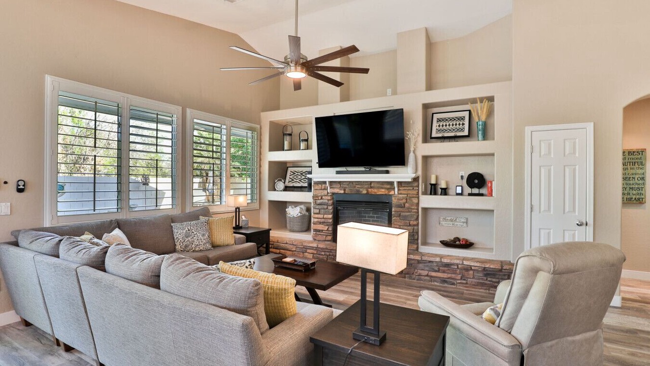 Photo of Livingroom in Litchfield Park