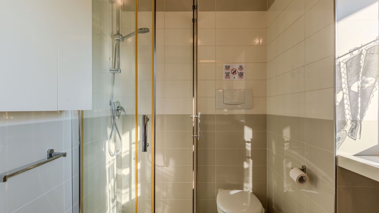 Photo of Bathroom in Arco