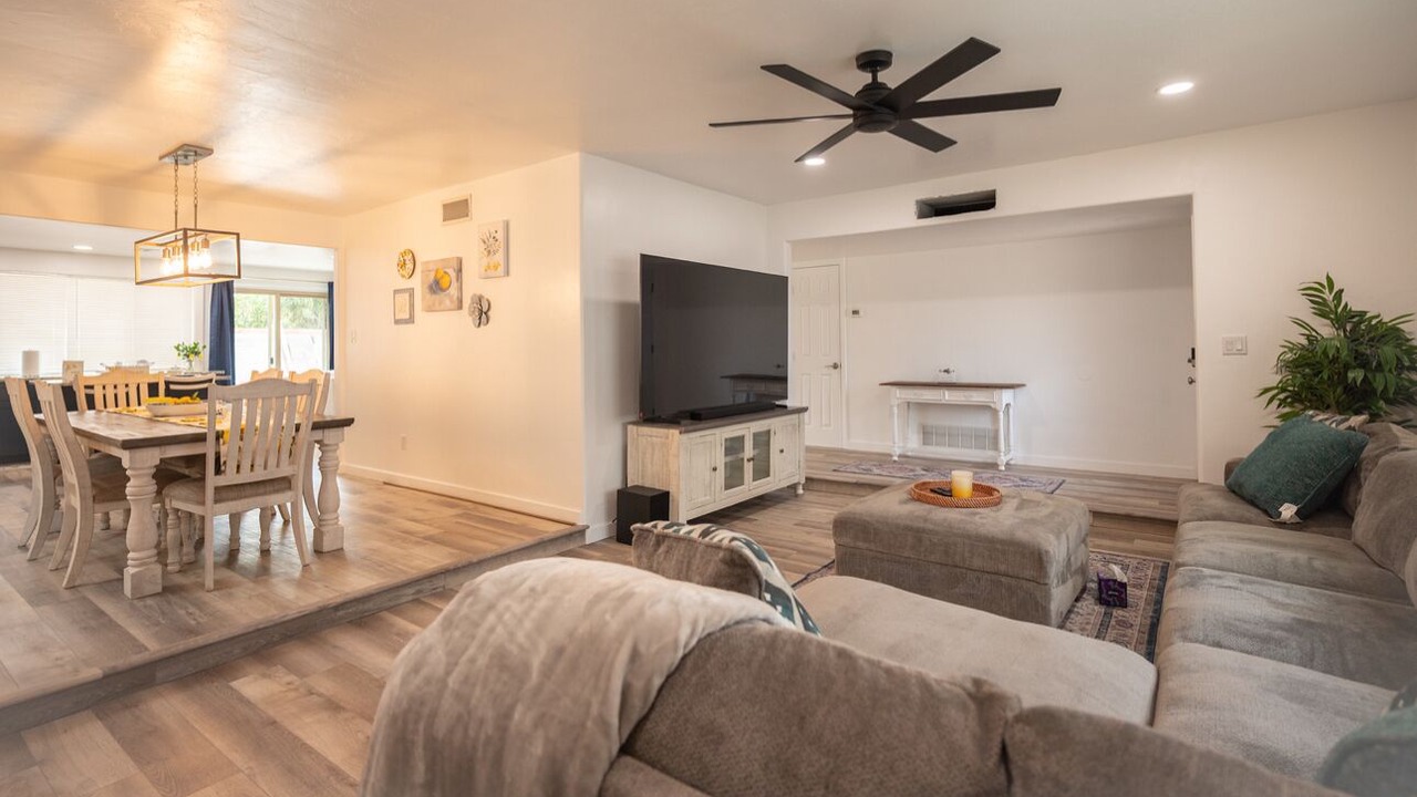 Photo of Livingroom in Tucson