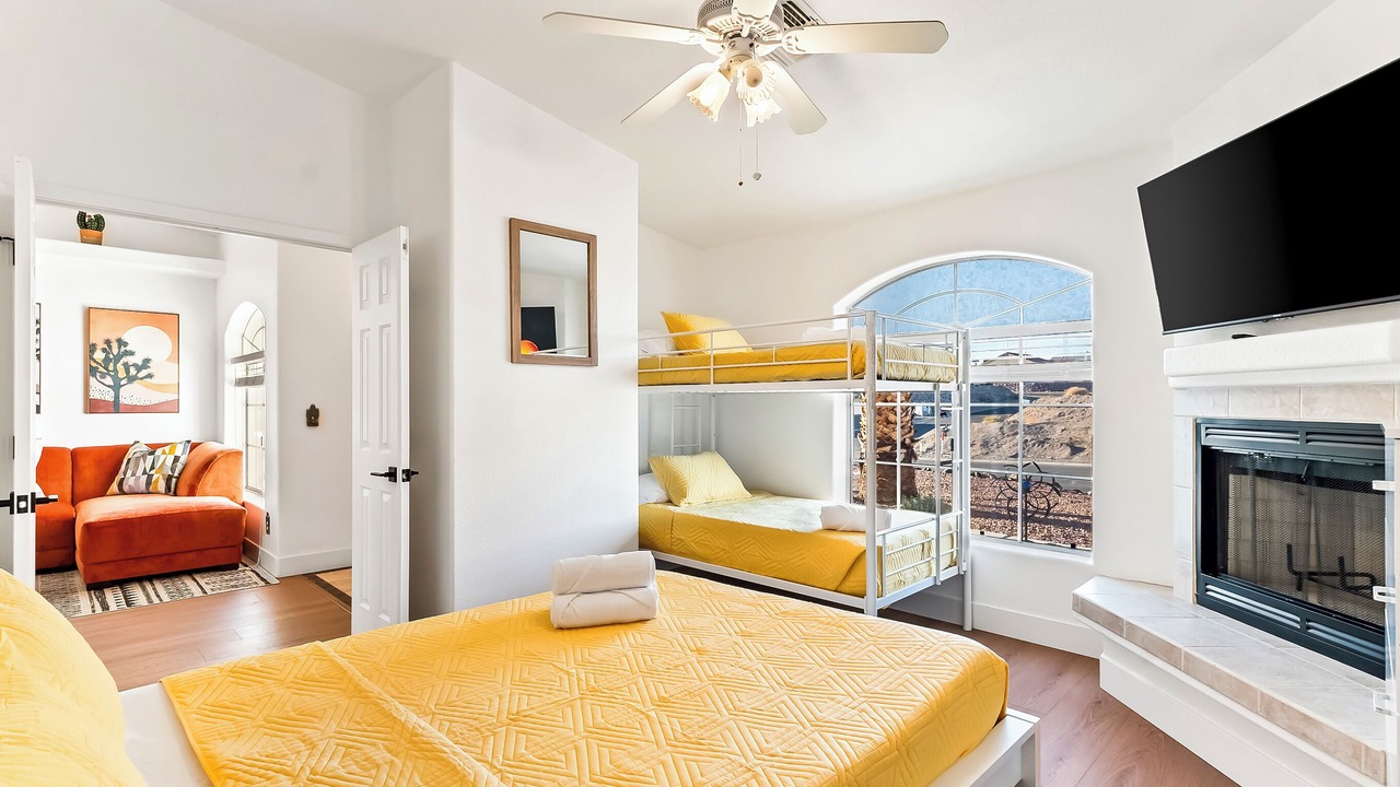 Photo of Bedroom in Sunridge Estates