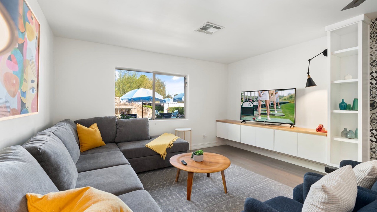 Photo of Livingroom in Shea North Estates