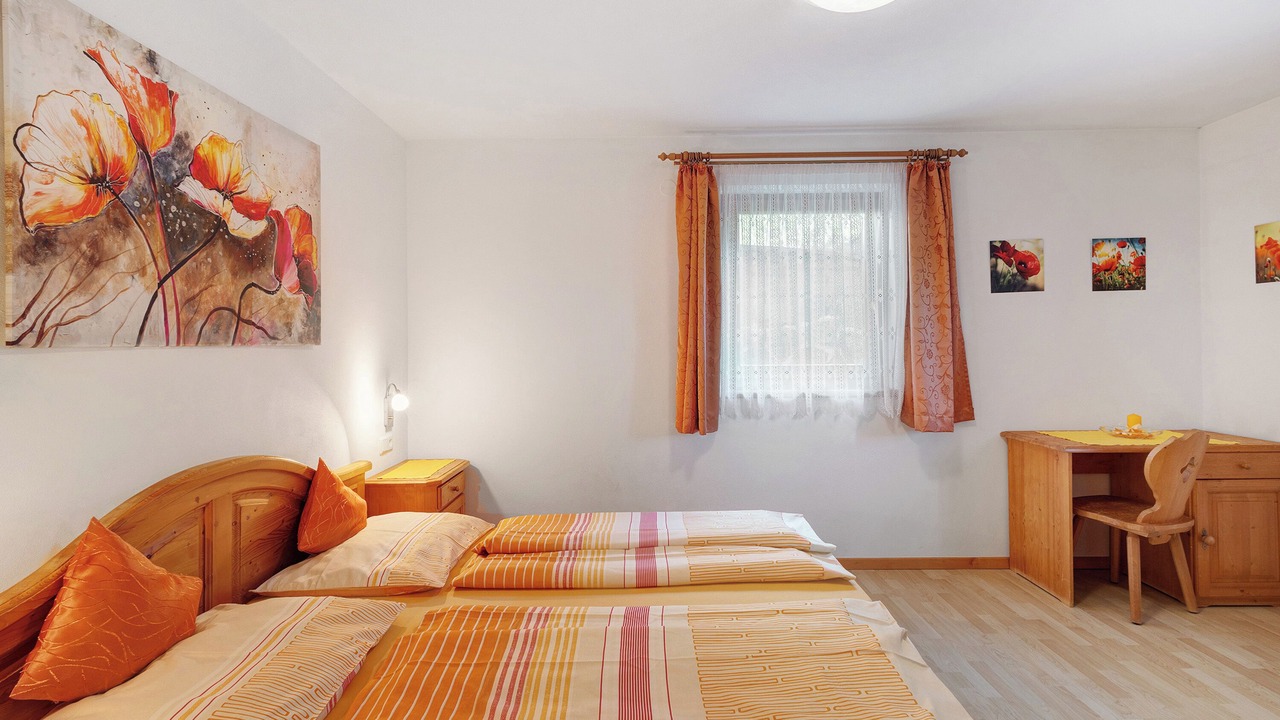 Photo of Bedroom in Racines