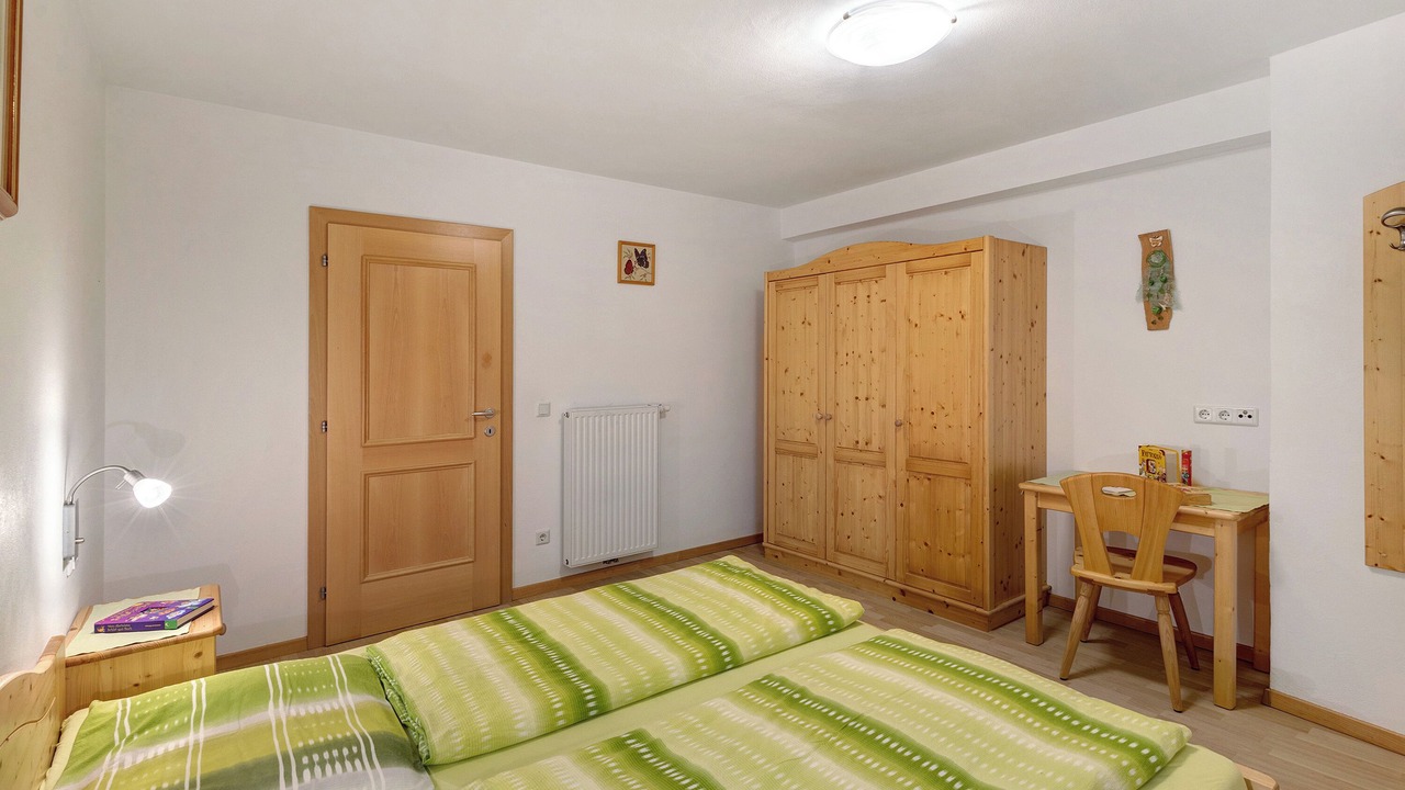 Photo of Bedroom in Racines