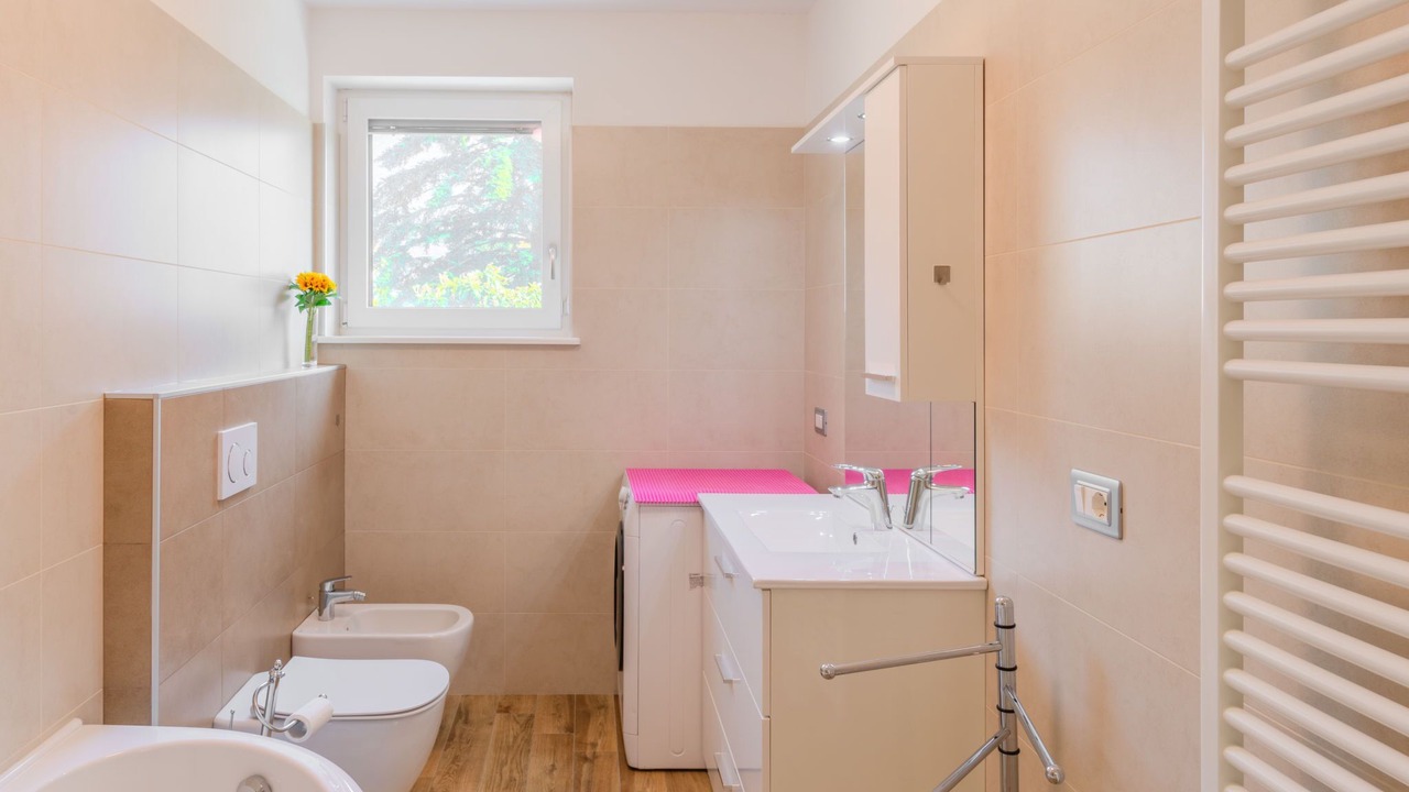 Photo of Bathroom in Dro