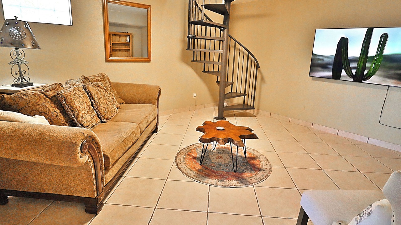 Photo of Livingroom in Tucson