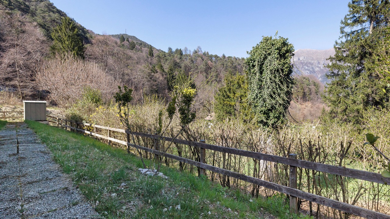 Photo of Outdoor in Val Maria-Pur