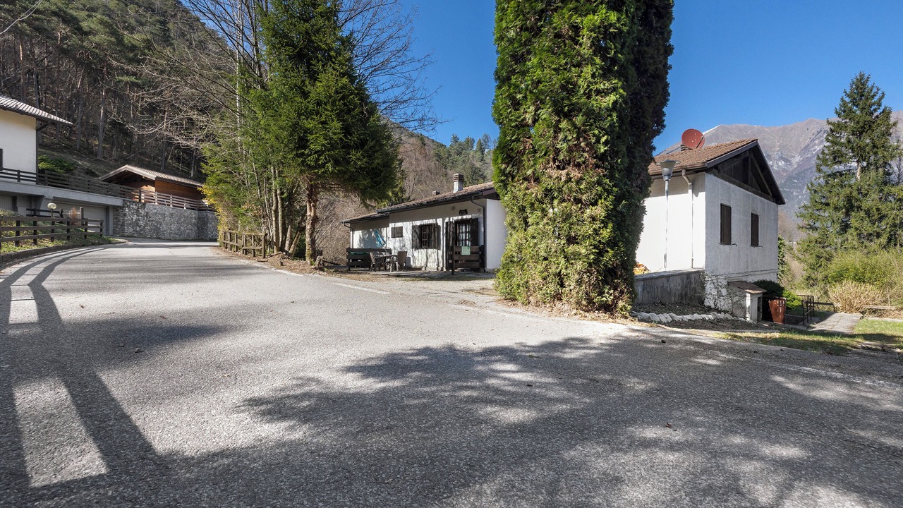 Photo of Outdoor in Val Maria-Pur