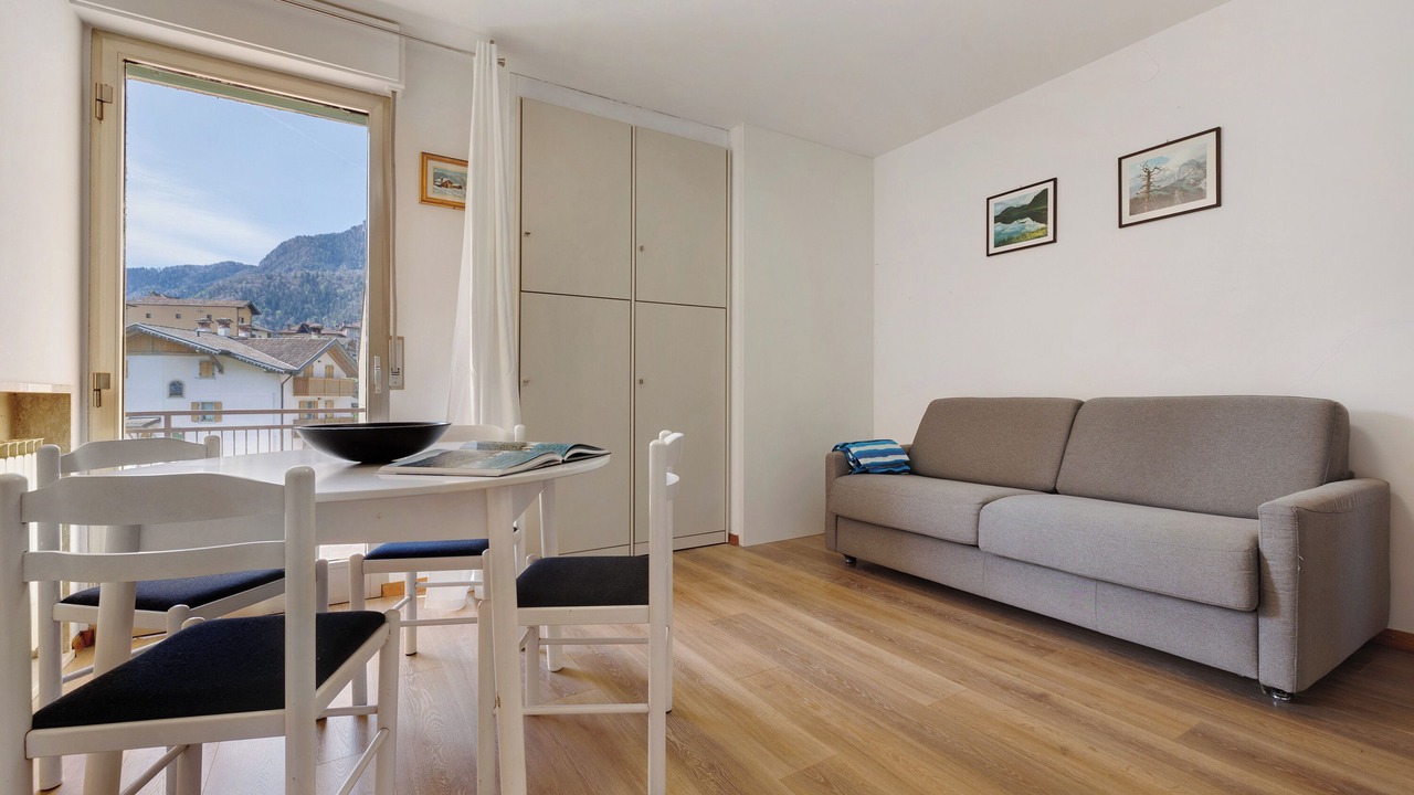 Photo of Livingroom in Locca
