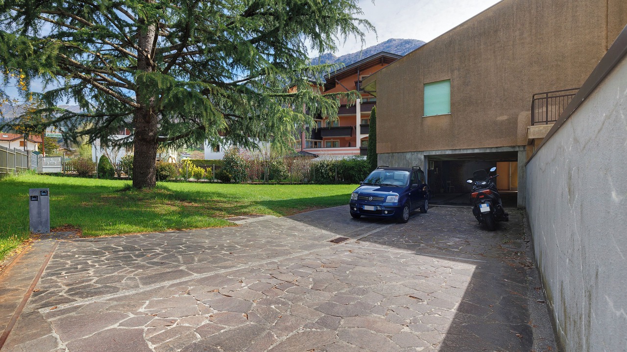 Photo of Outdoor in Locca