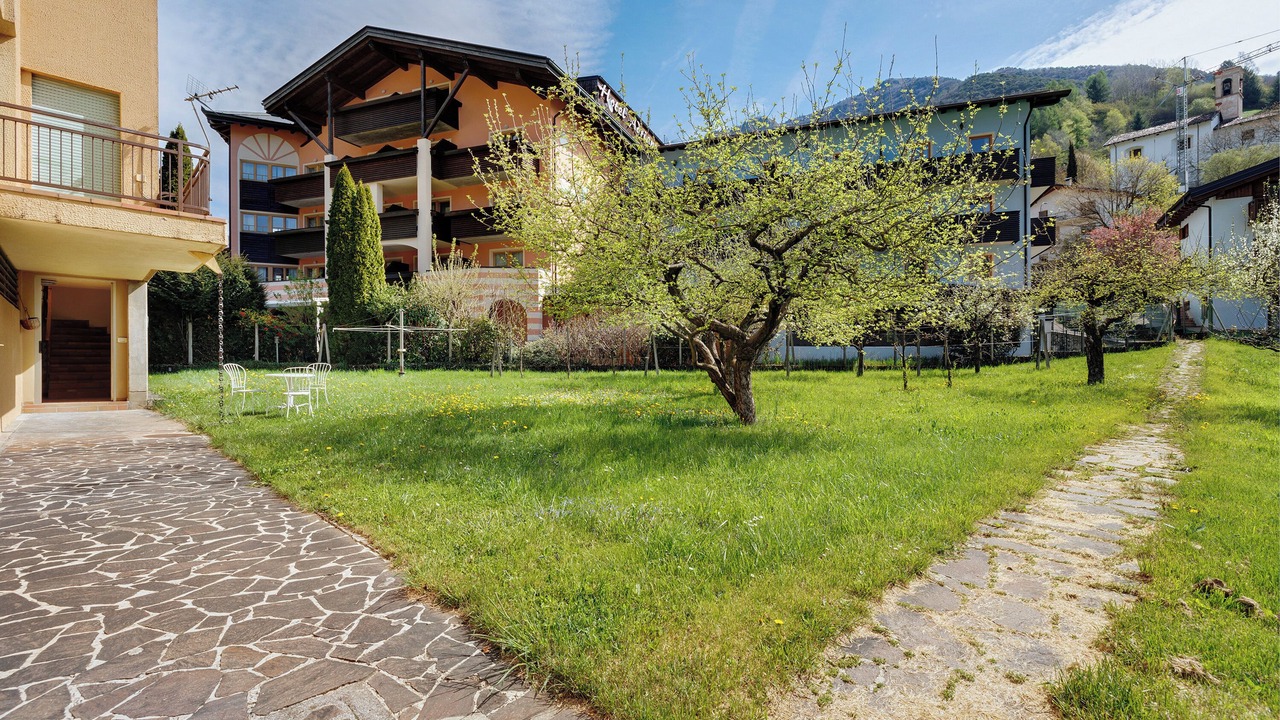 Photo of Outdoor in Locca