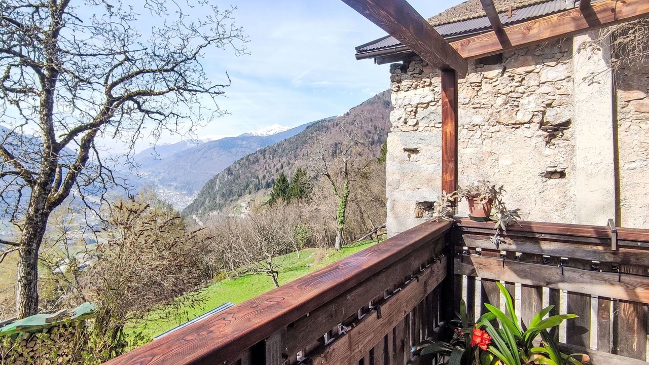 Photo of Patio Balcony in Preore