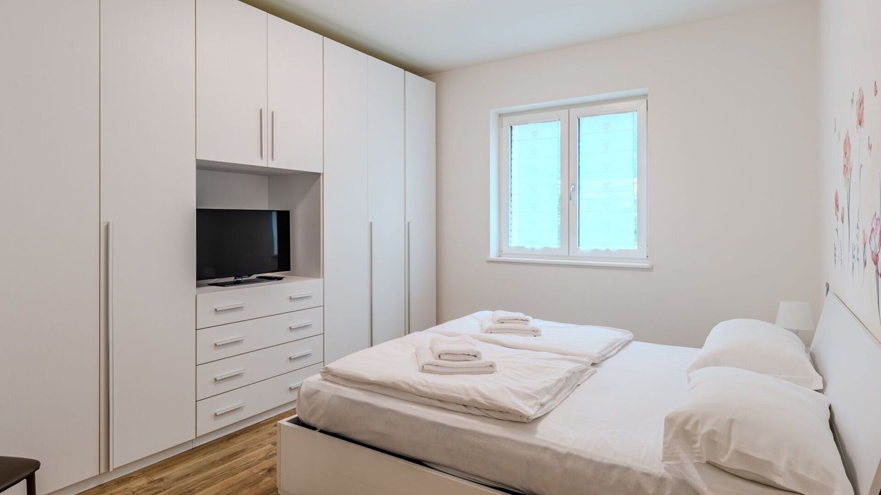 Photo of Bedroom in Dro