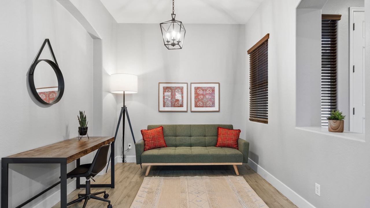 Photo of Livingroom in Chandler