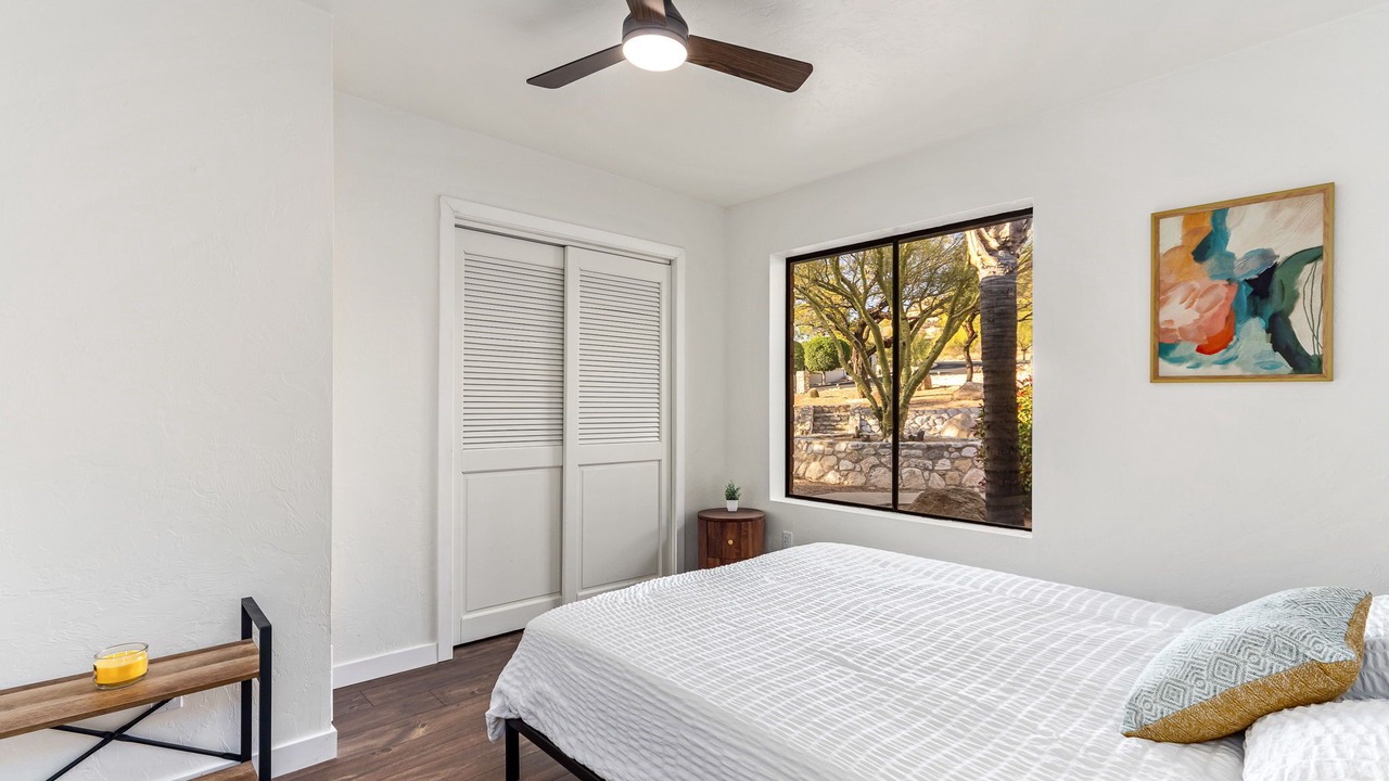 Photo of Bedroom in Rancho Catalina