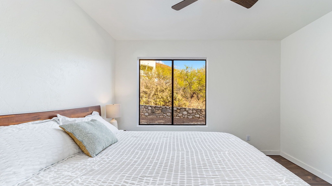 Photo of Bedroom in Rancho Catalina