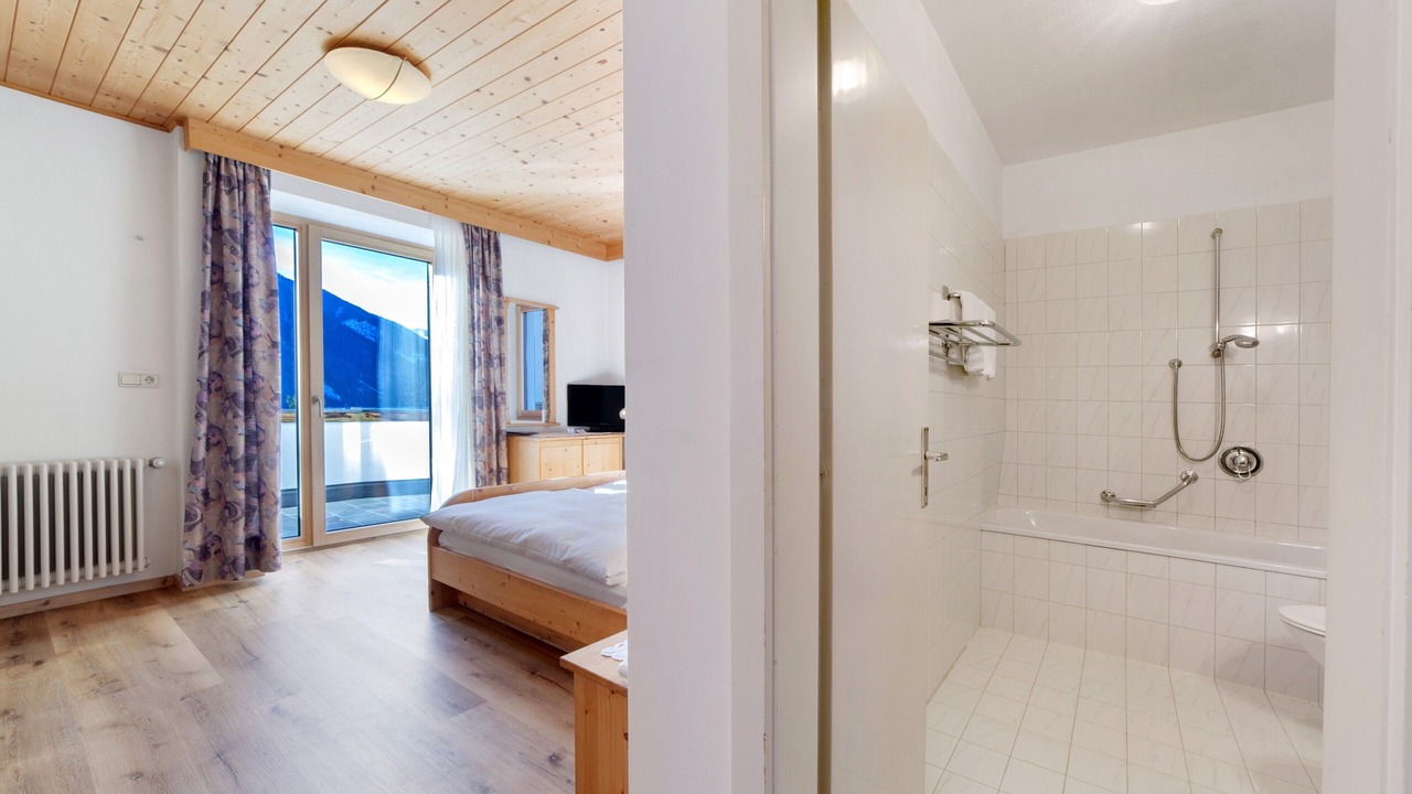 Photo of Bedroom in Santa Valburga
