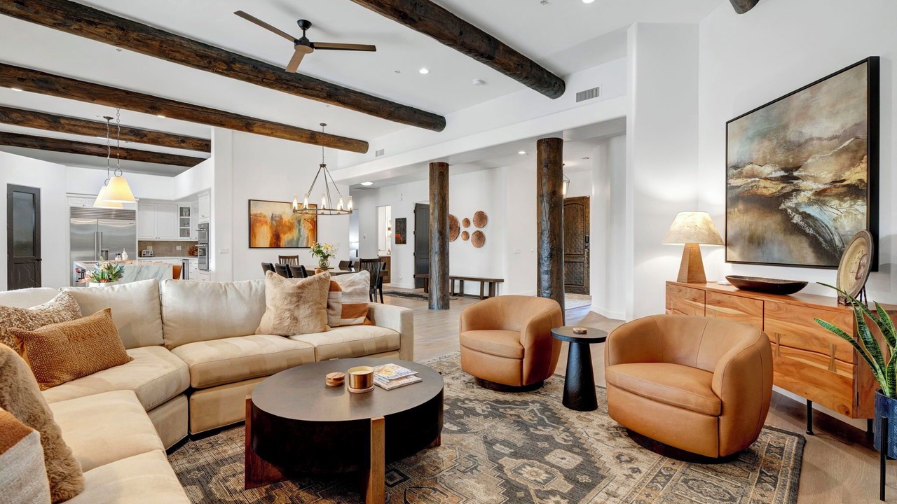 Photo of Livingroom in North Scottsdale