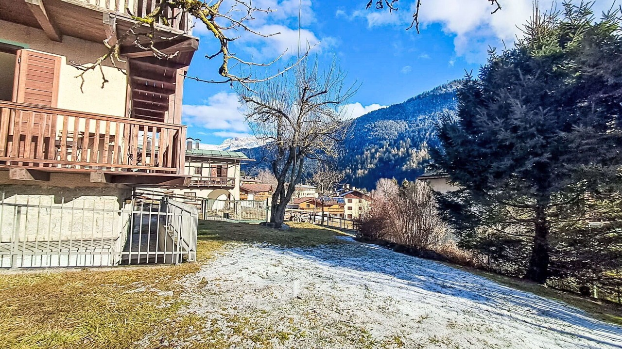 Photo of Patio Balcony in Sant'Antonio di Mavignola
