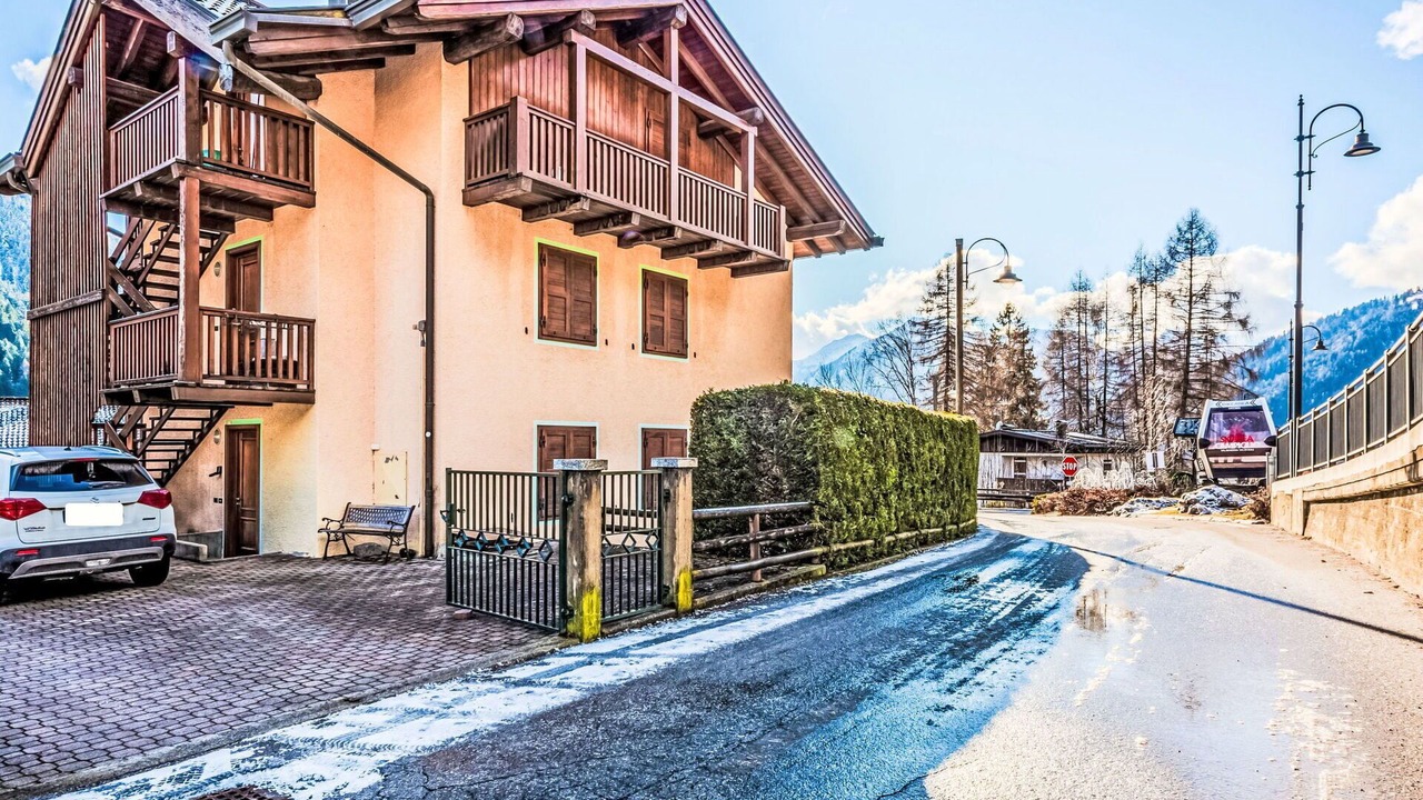 Photo of Patio Balcony in Sant'Antonio di Mavignola