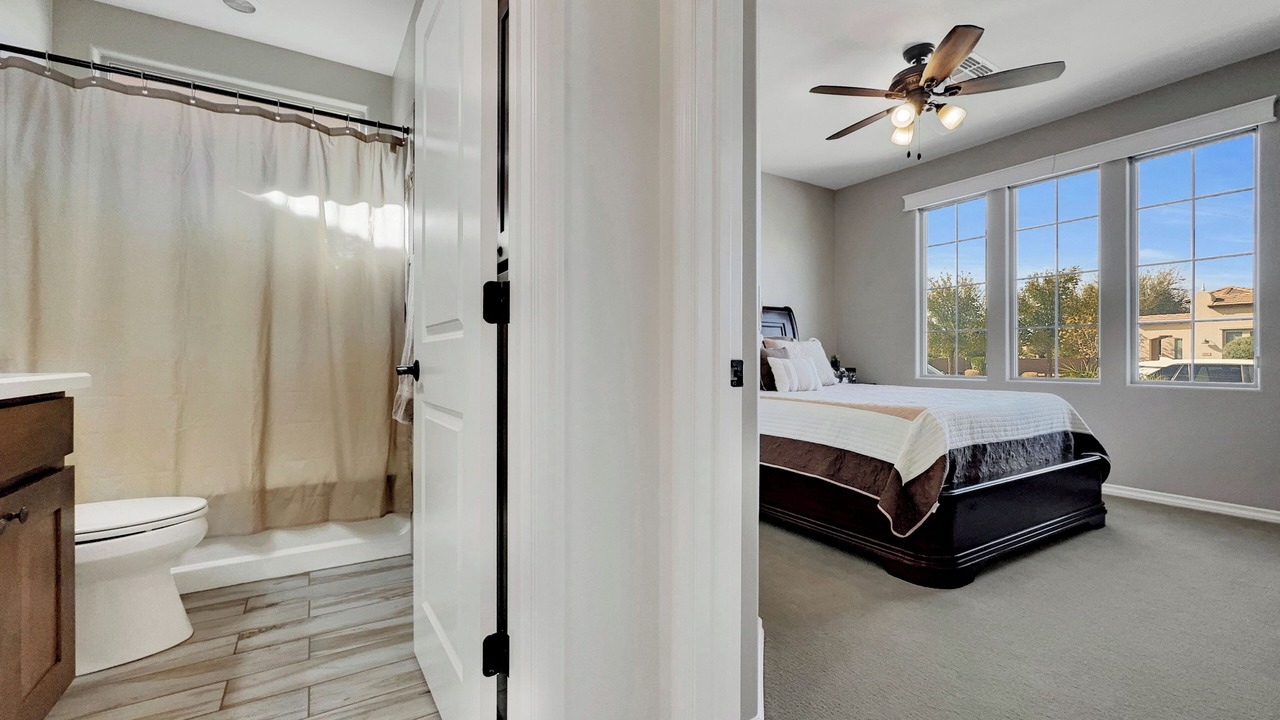 Photo of Bedroom in Encanterra