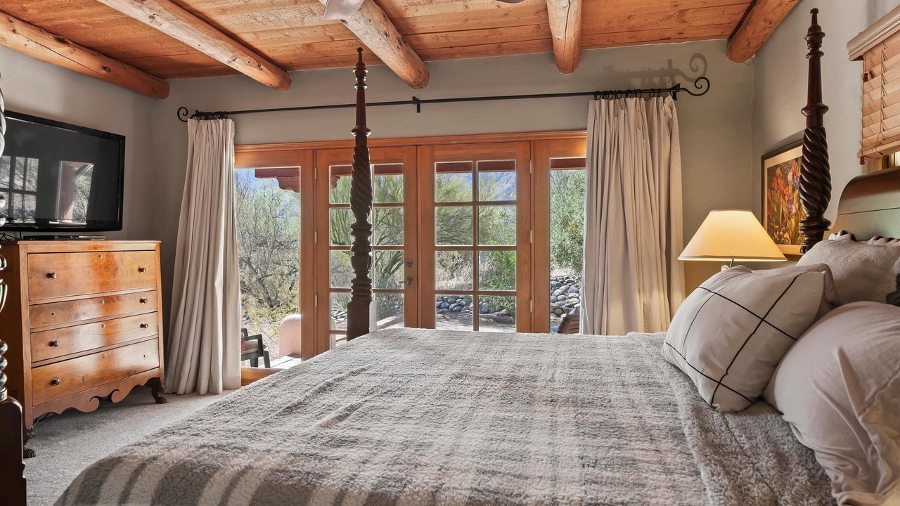 Photo of Bedroom in Oro Valley