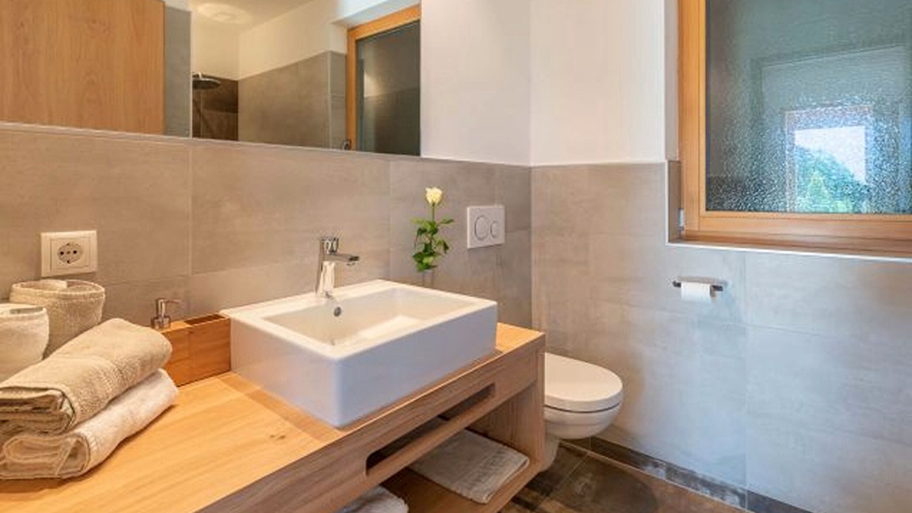 Photo of Bathroom in Marlengo