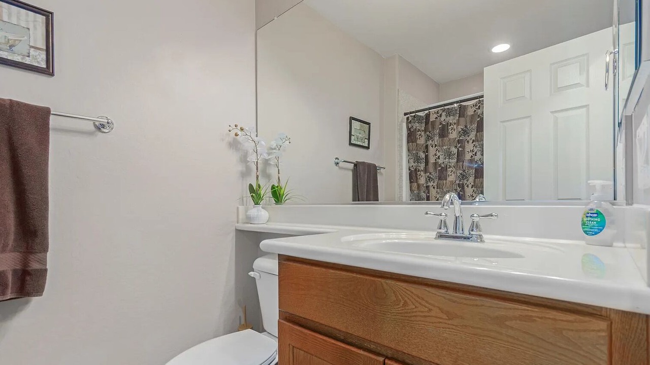 Photo of Bathroom in Encanterra
