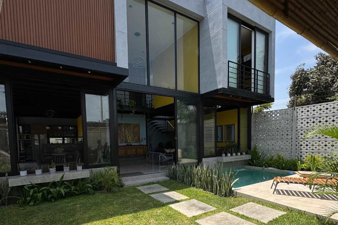 Photo of Patio Balcony in Salas