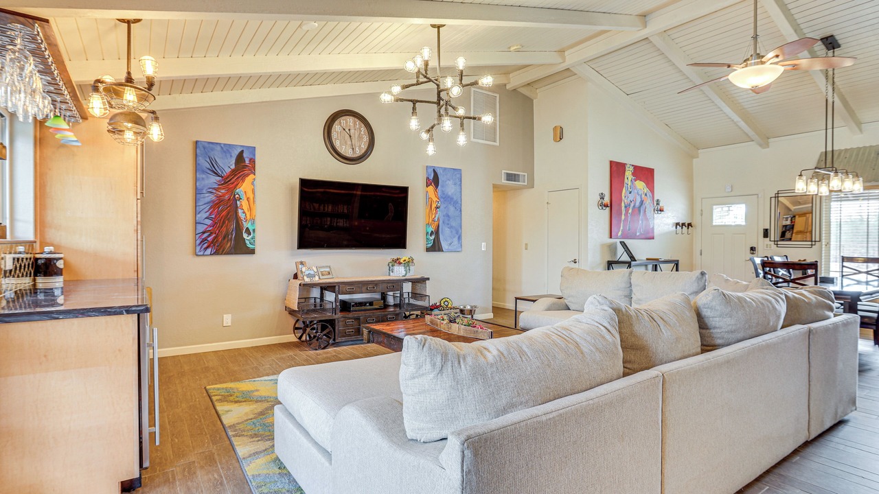 Photo of Livingroom in Pinnacle Peak