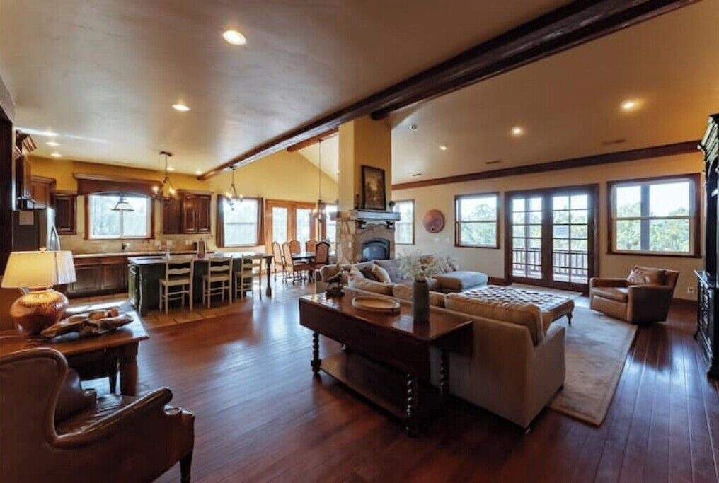 Photo of Livingroom in Zion National Park East Entrance