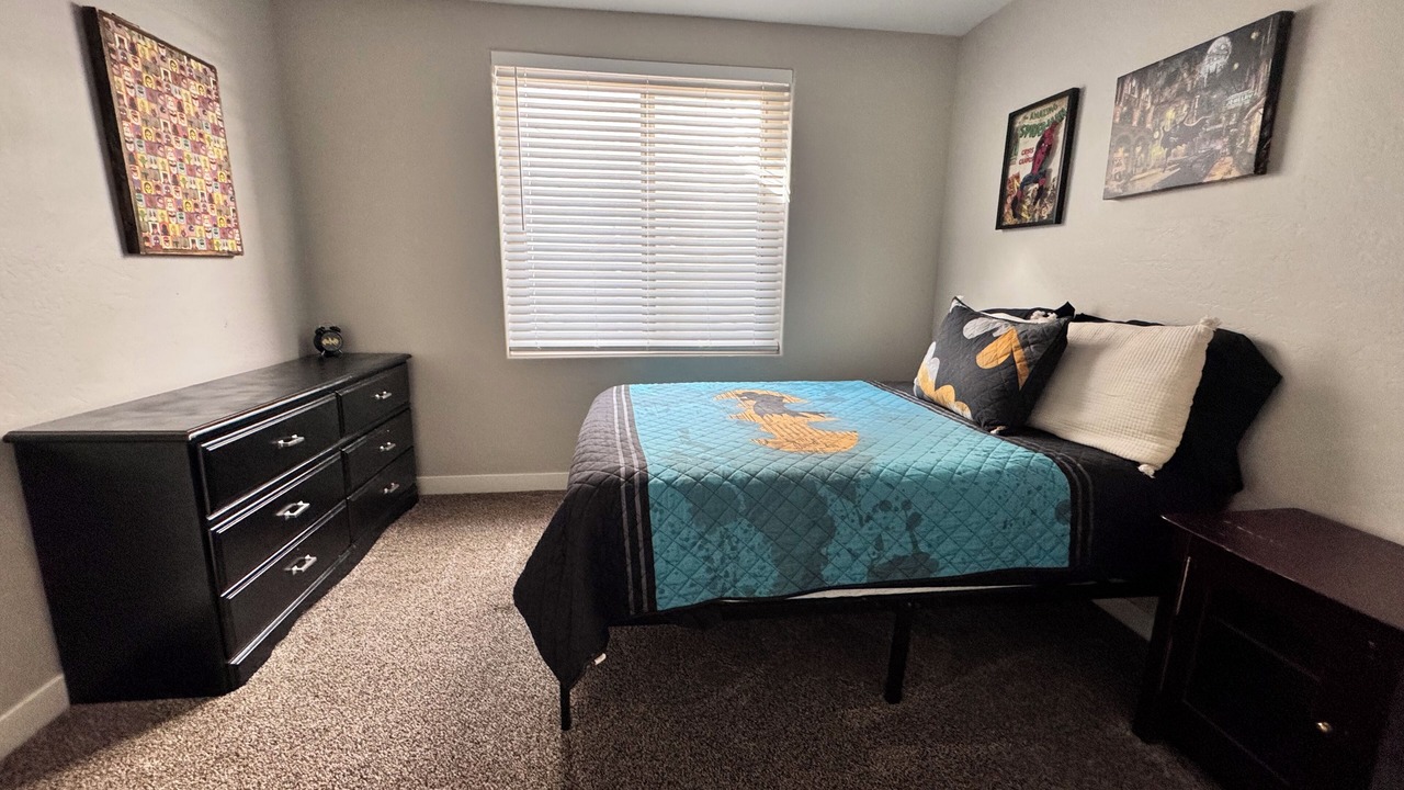 Photo of Bedroom in Val Vista Lakes