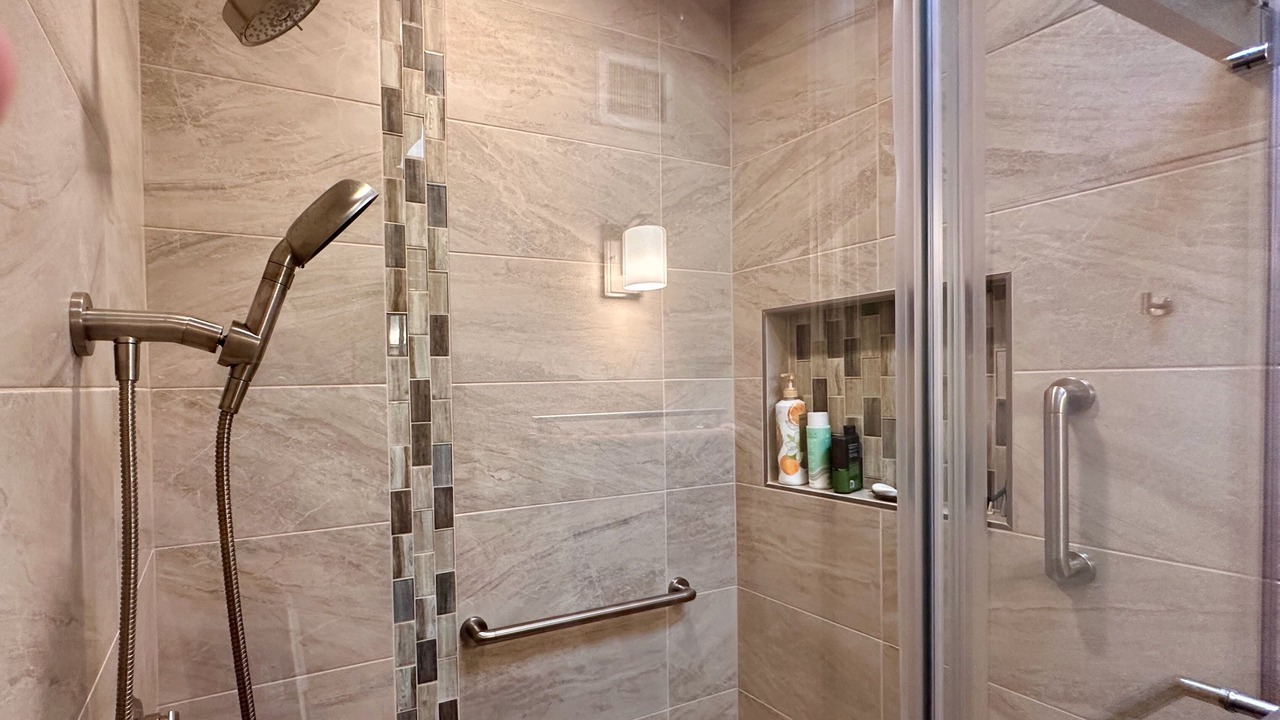 Photo of Bathroom in Sunrise Presidio Townhomes