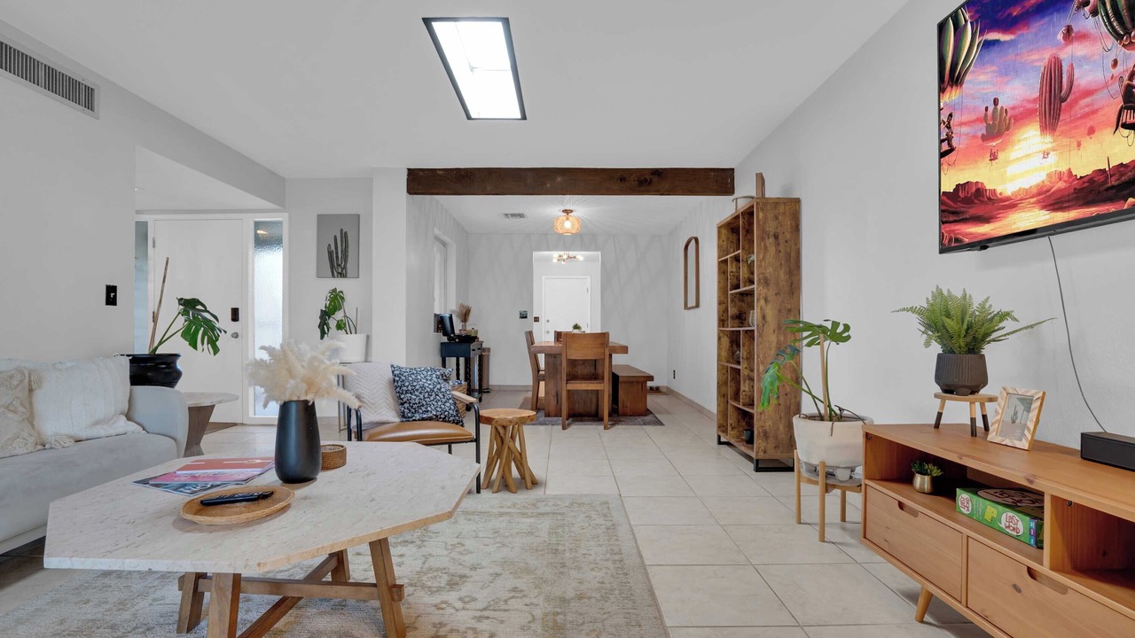 Photo of Livingroom in Tucson