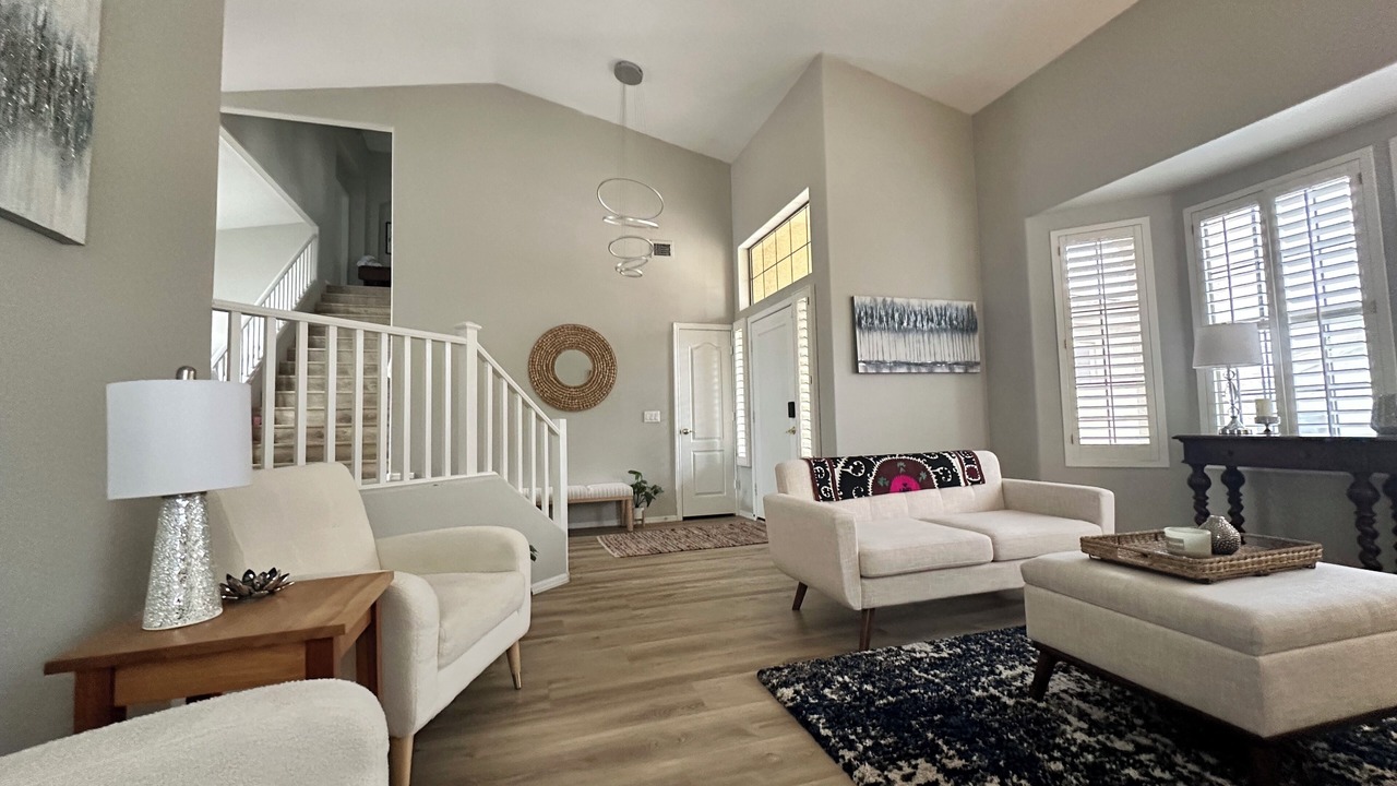 Photo of Livingroom in Mountain Bridge