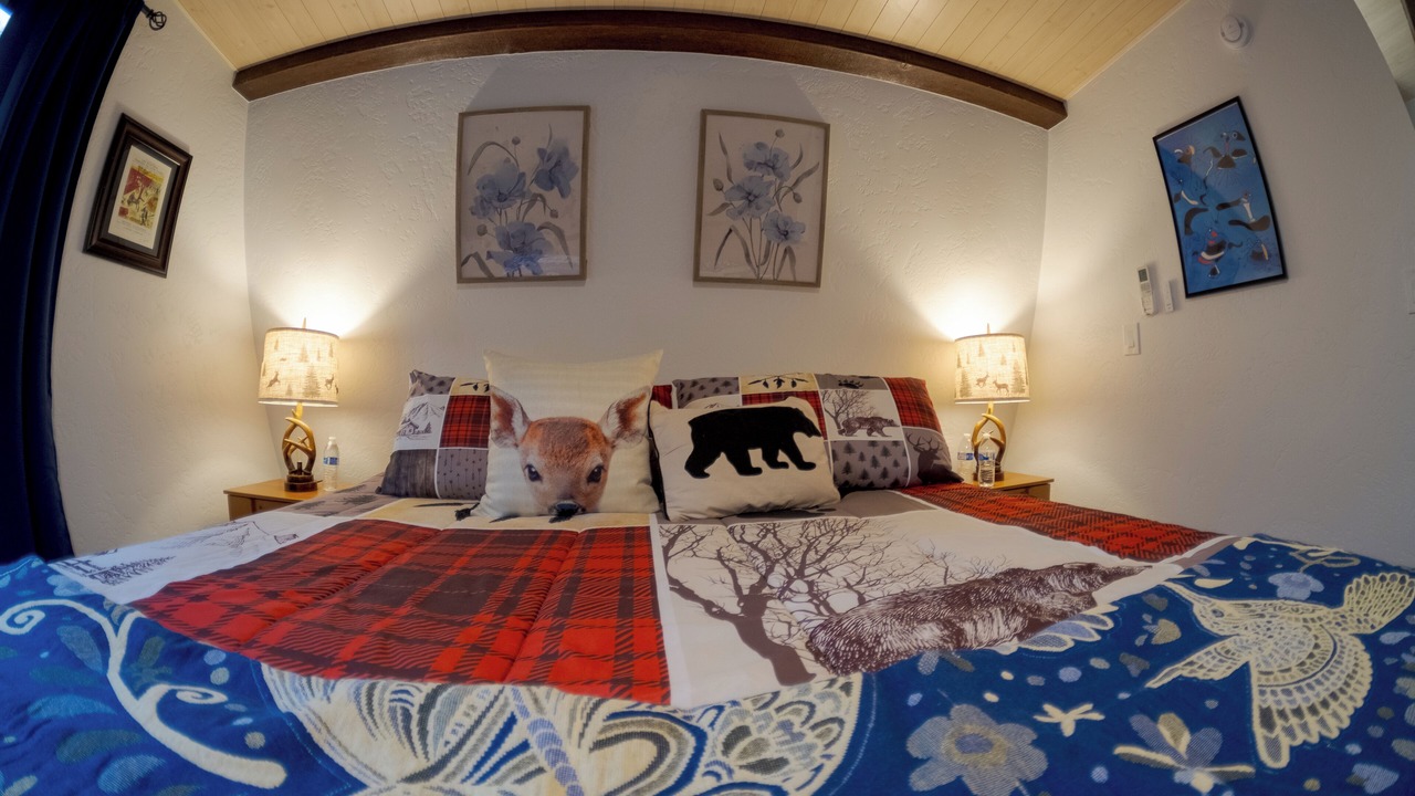 Photo of Bedroom in Highland Pines