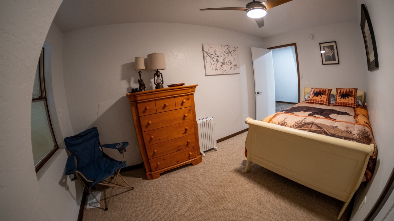 Photo of Bedroom in Highland Pines