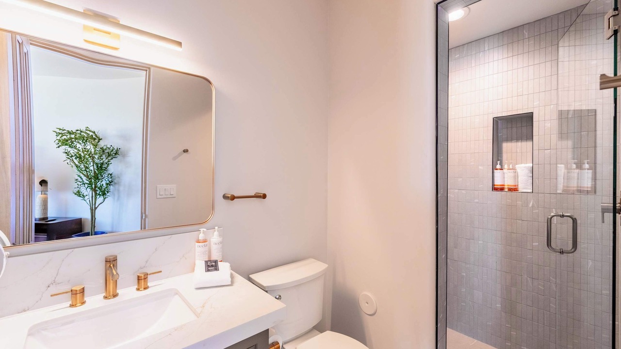 Photo of Bathroom in Pinnacle Peak Heights