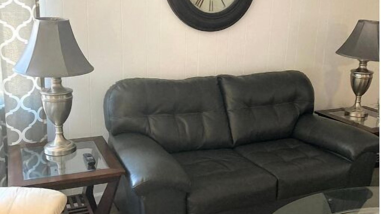 Photo of Livingroom in Desert Sands Golf Country