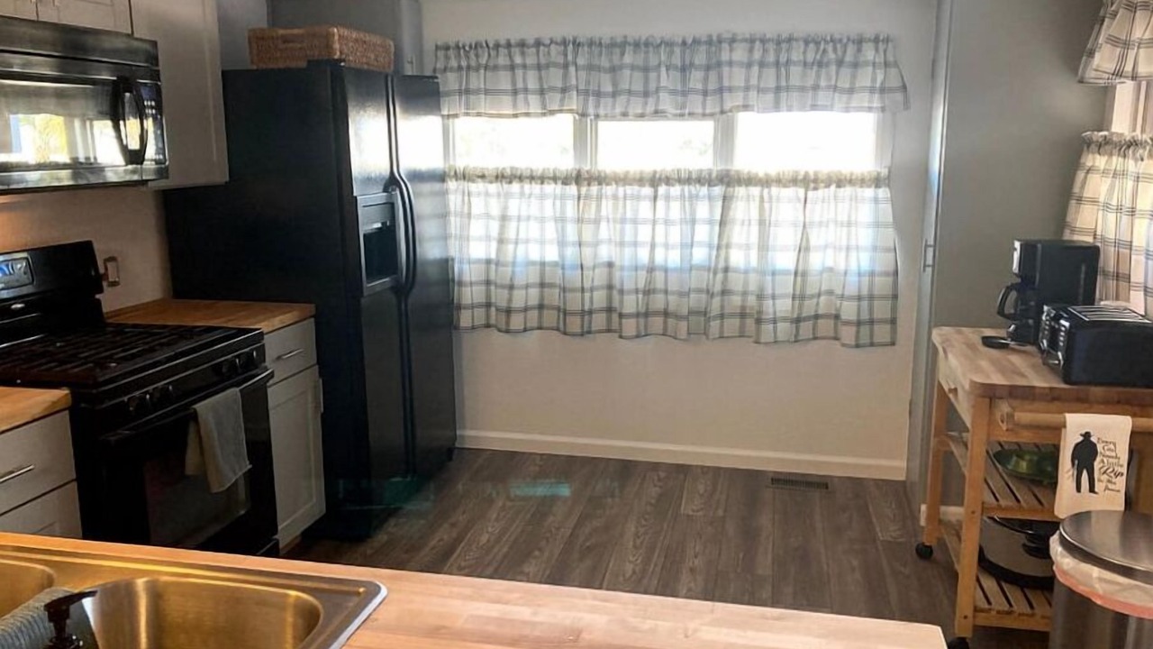 Photo of Kitchen in Desert Sands Golf Country