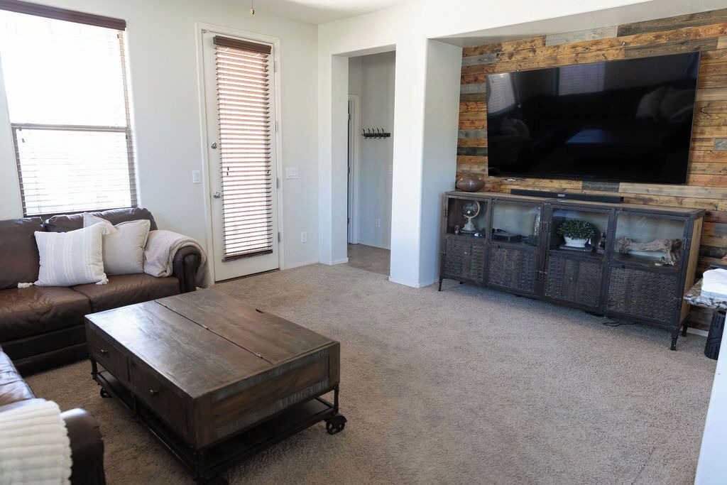 Photo of Livingroom in Gilbert