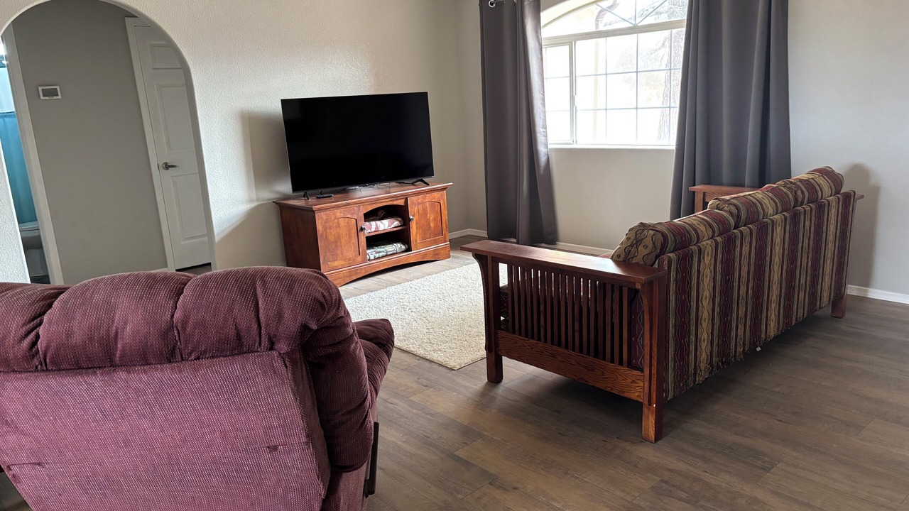 Photo of Livingroom in Valentine