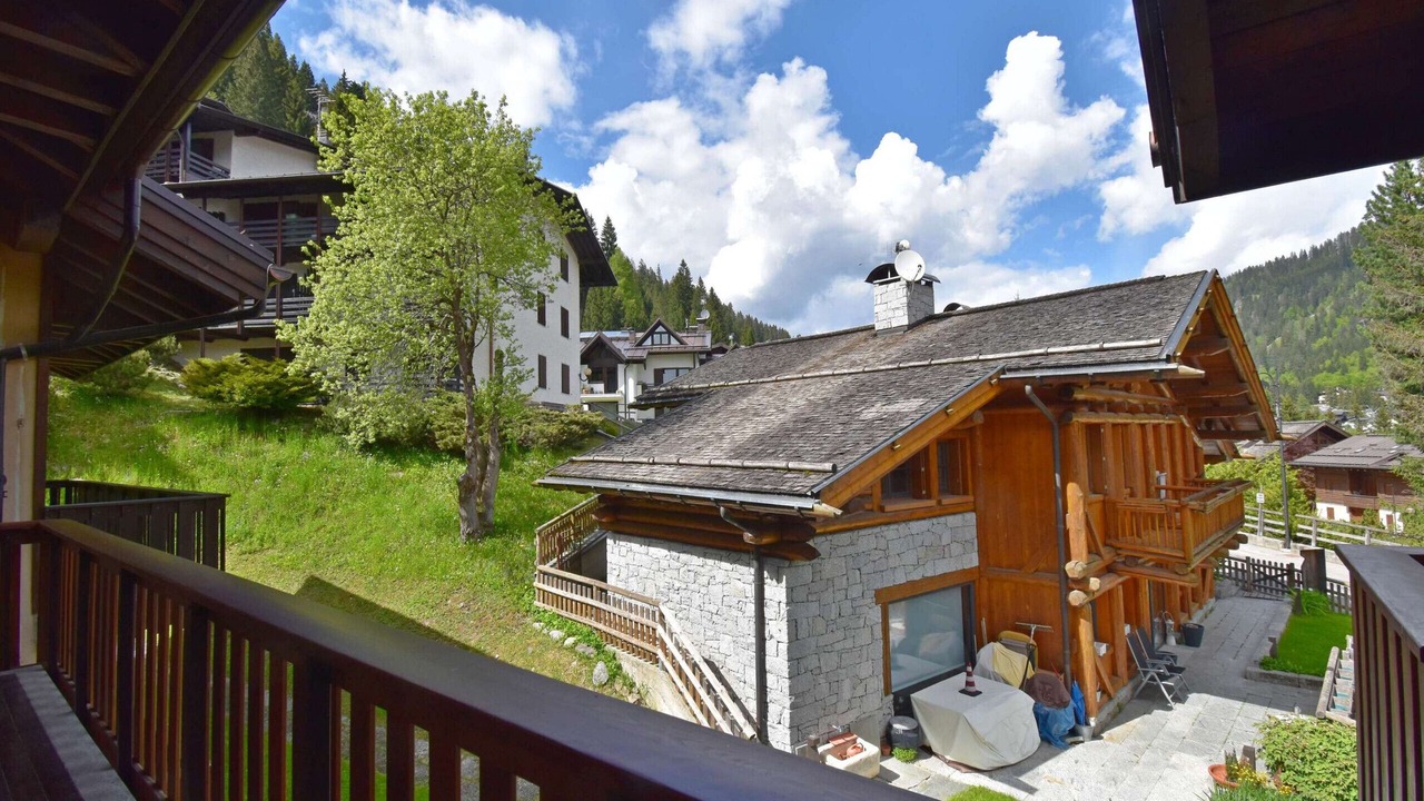 Photo of Patio Balcony in Madonna di Campiglio