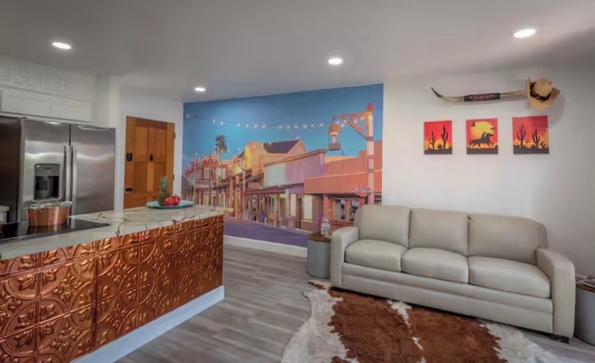Photo of Livingroom in Scottsdale Estates Nine