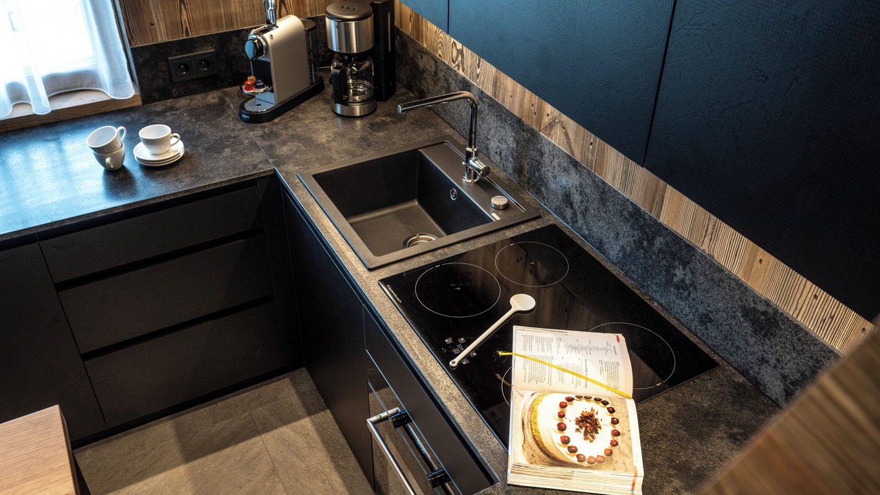 Photo of Kitchen in Naz Sciaves