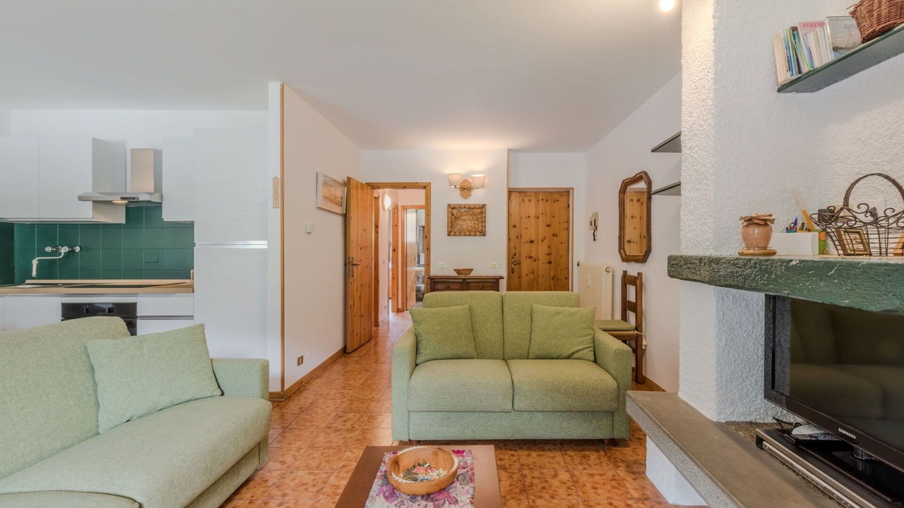 Photo of Bedroom in Strembo