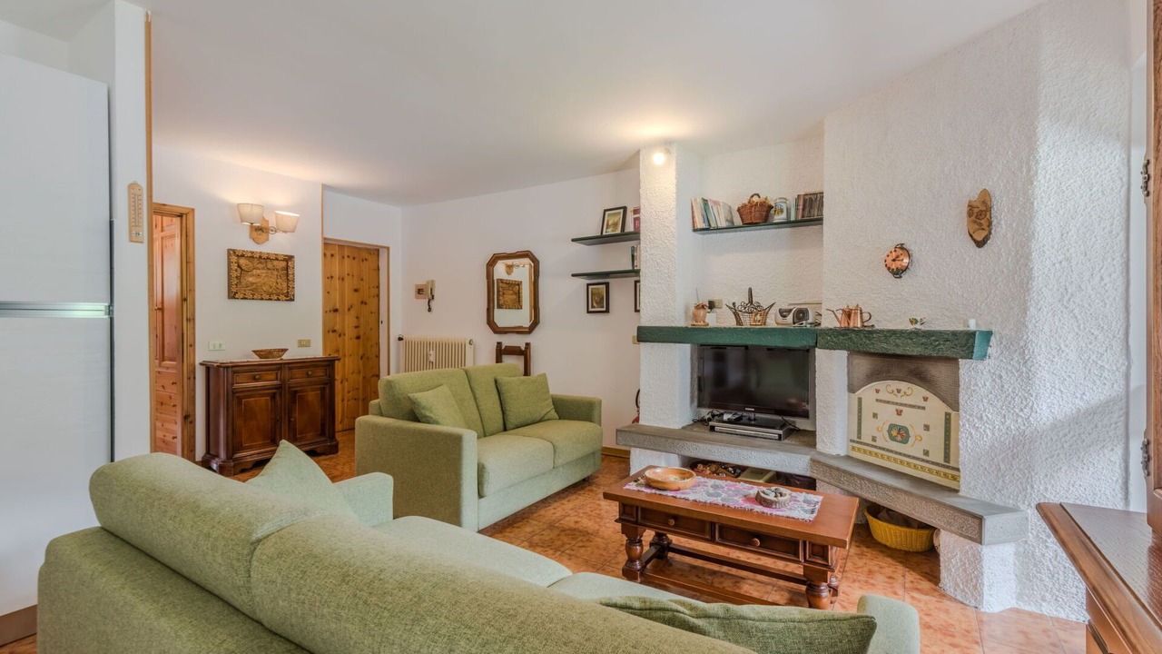 Photo of Bedroom in Strembo