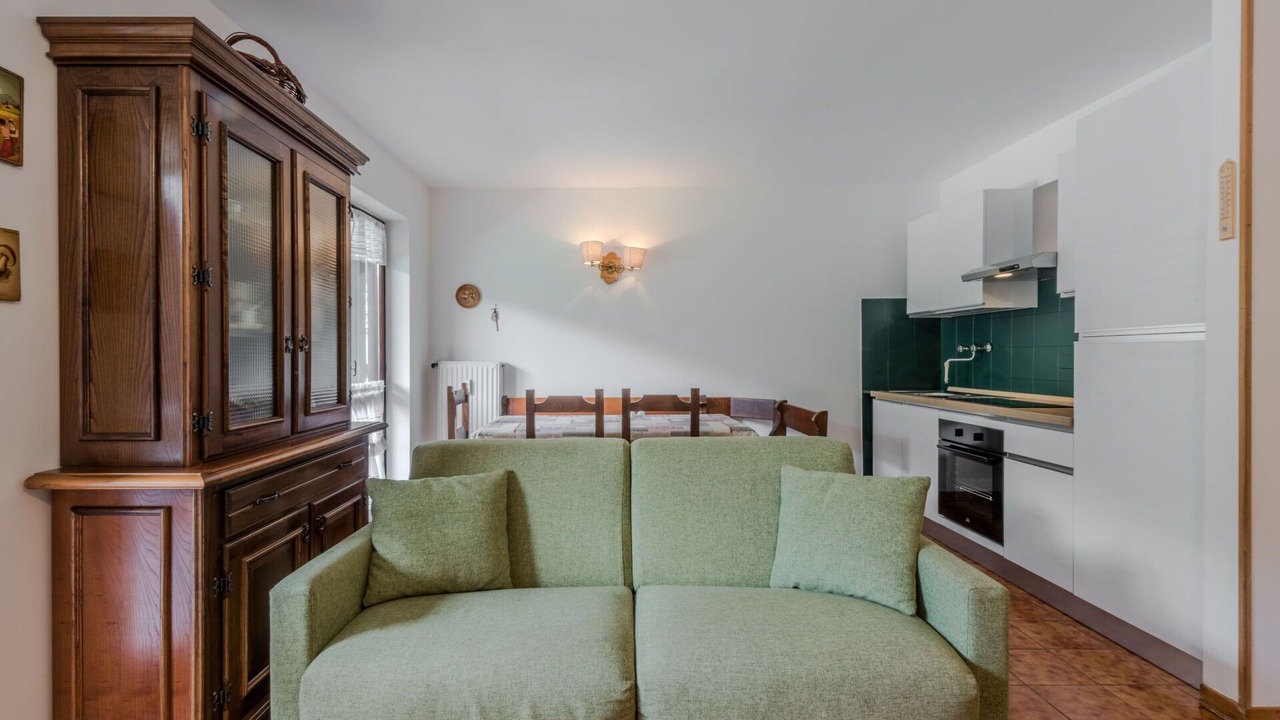 Photo of Bedroom in Strembo