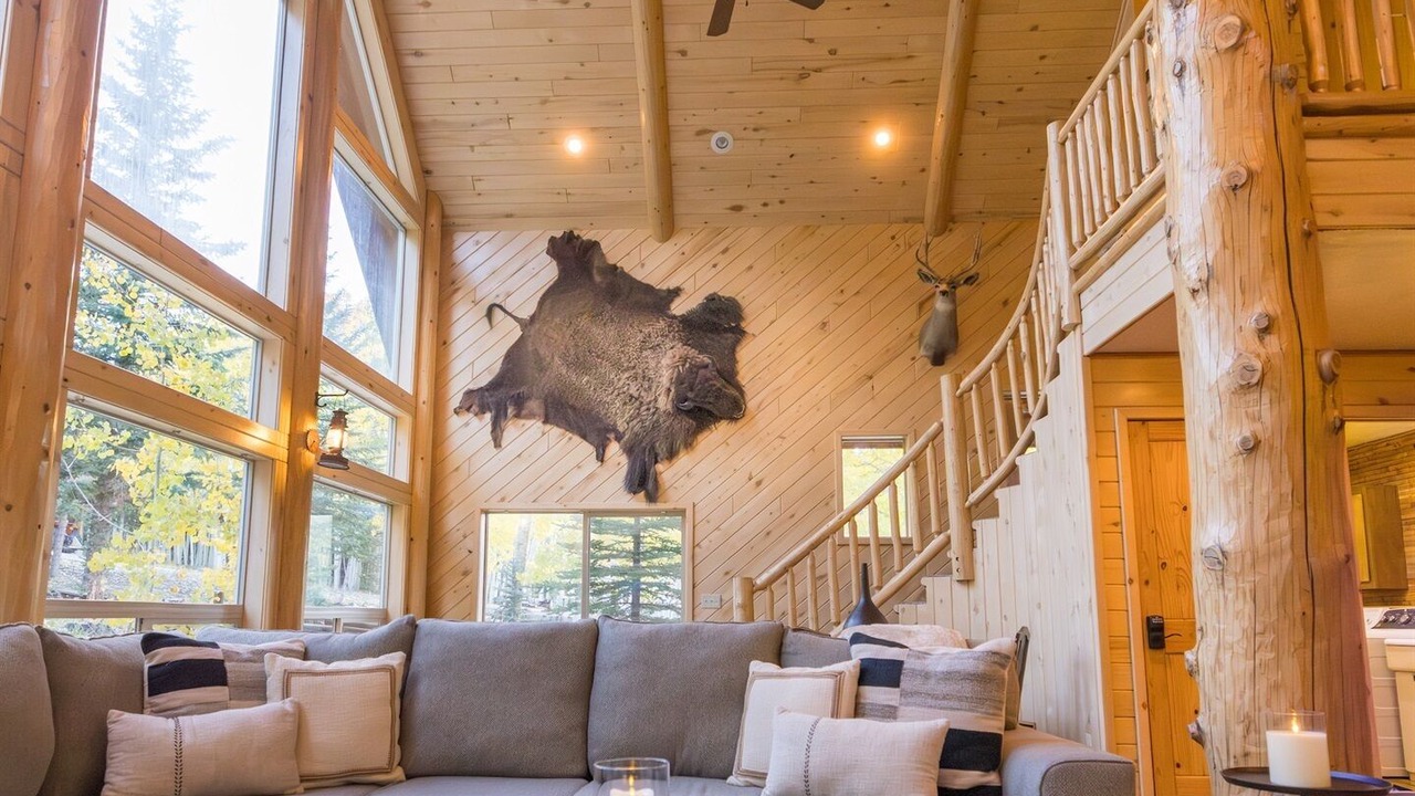 Photo of Livingroom in Mammoth Creek