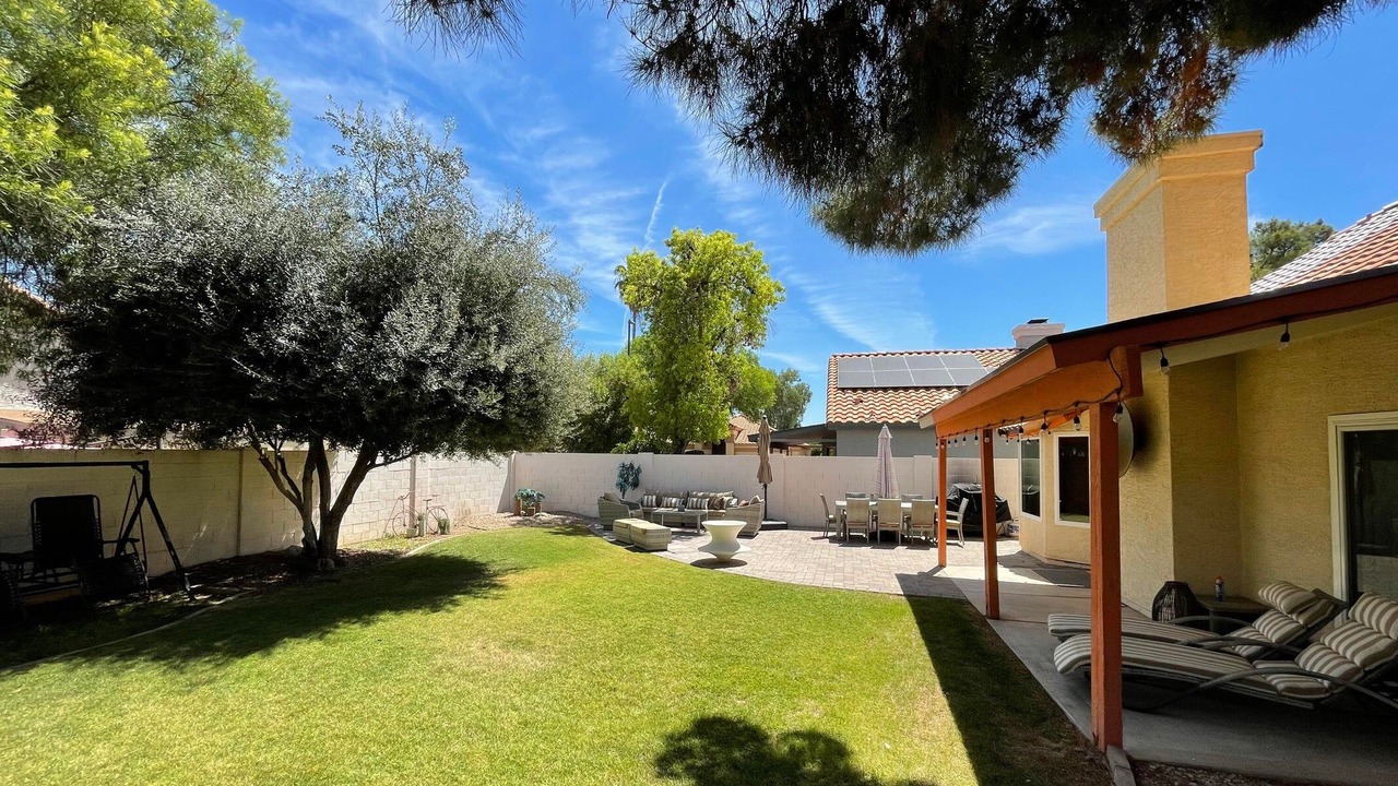 Photo of Patio Balcony in Val Vista Lakes